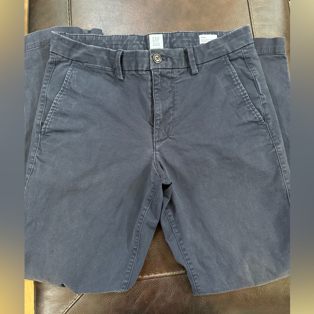 Men’s gap pants size 30,30
